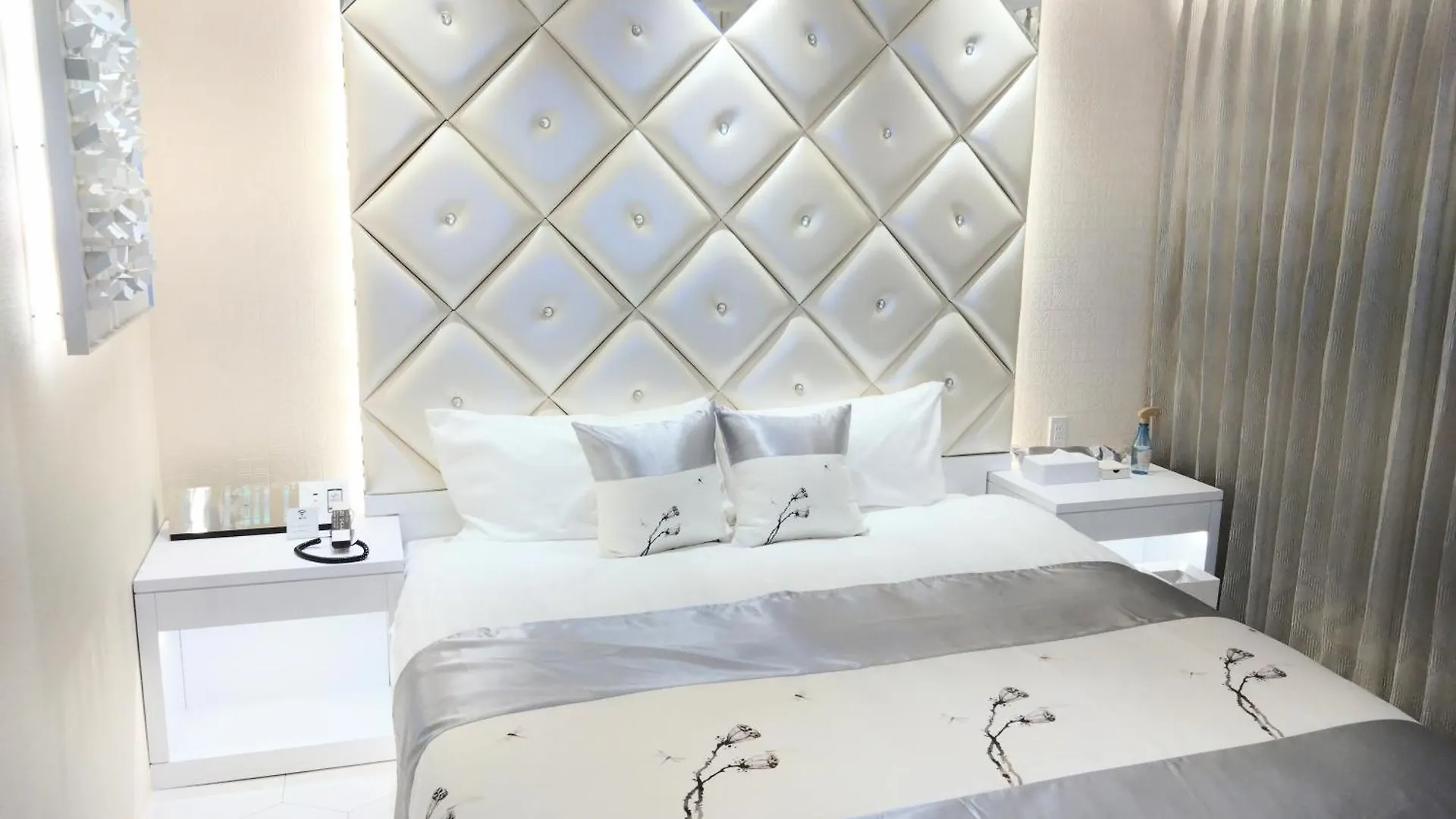 Hotel The Graf Matsubara (Adults Only) ラブホテル